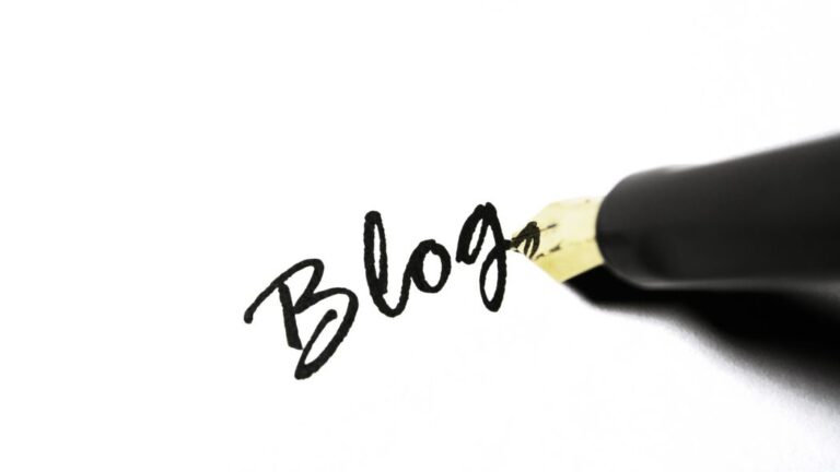 How to Start a Blog That Makes Money in 11 Simple Steps